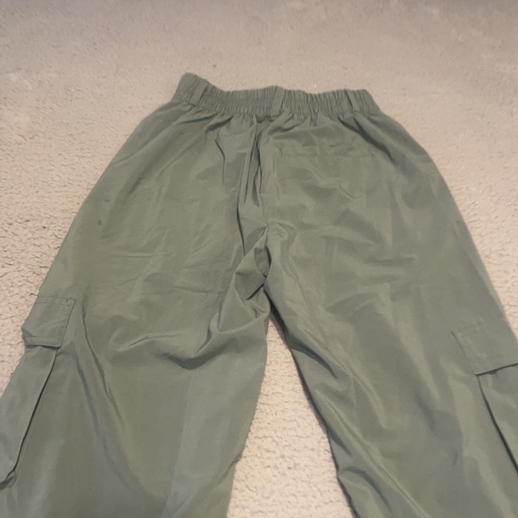 Aerie OFFLINE By Aerie Nylon Cargo Pant size XXS/TTP - Picture 9 of 12
